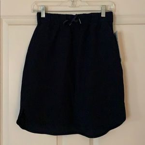 Navy Blue Lululemon On the Fly skirt, size 6 NWT